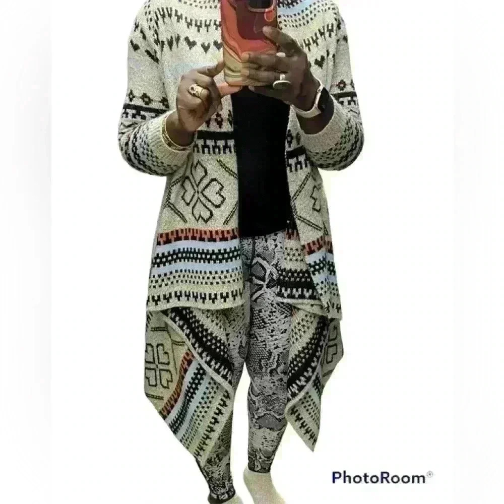 TCEC Aztec style print drape like cardigan
